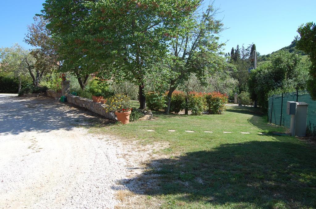 Agriturismo La Sede Di Carlo Saturnia Ruang foto