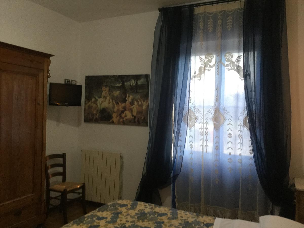 Agriturismo La Sede Di Carlo Saturnia Bagian luar foto